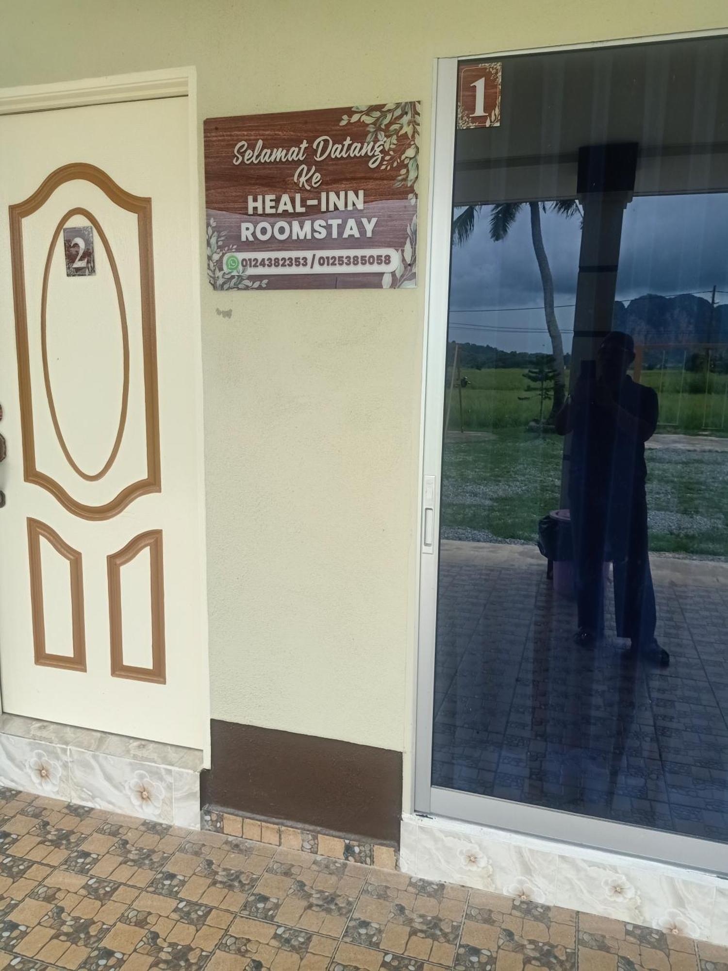 Heal Inn Roomstay- Islamic Guest Кангар Экстерьер фото